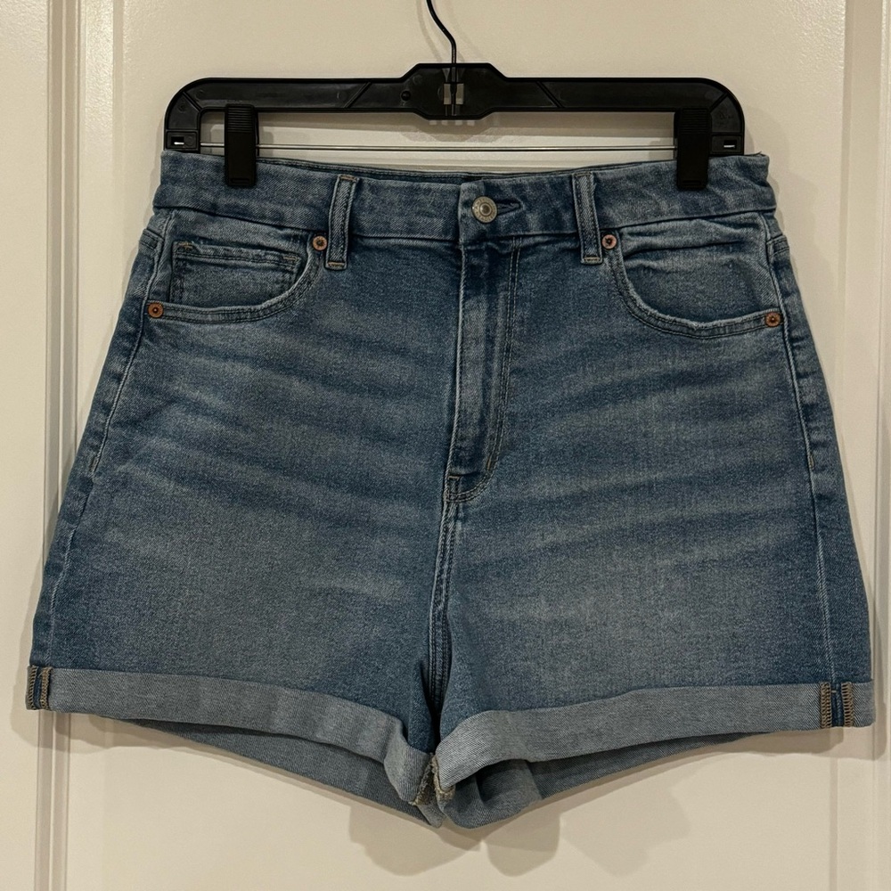 Like New American Eagle Curvy Mom Stretch Shorts